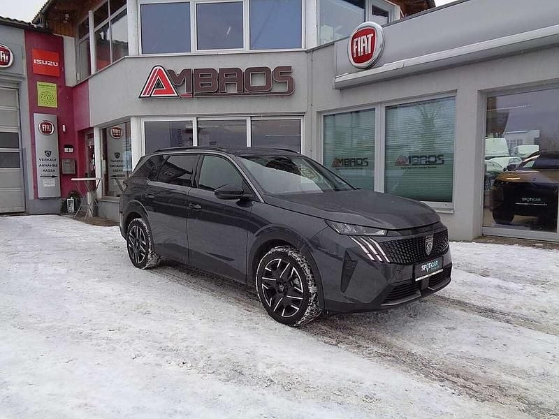 Gebraucht Peugeot 5008 136 PS (100 kW) 2025 Grau SUV