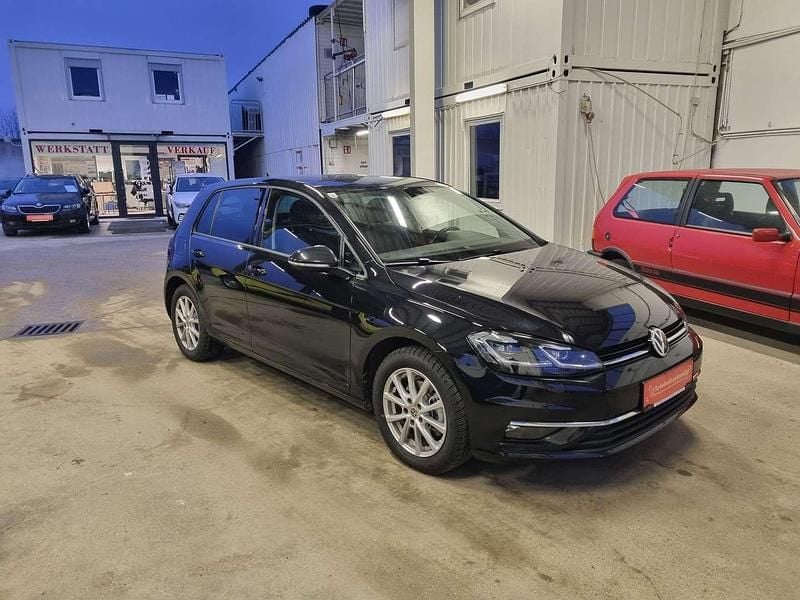 Gebraucht VW Golf VII 150 PS (110 kW) 2018 Schwarz Limousine