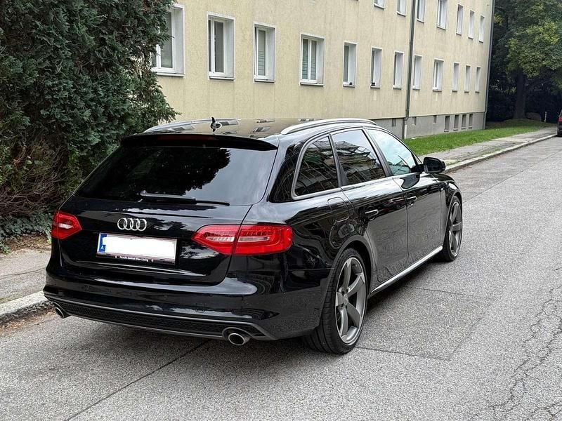 Gebraucht Audi A4 S-Line 245 PS (180 kW) 2012 Schwarz Kombi