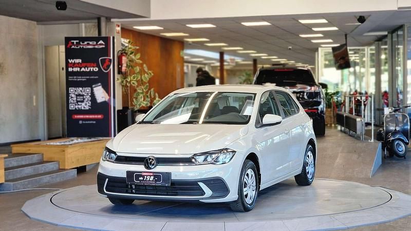 Grau Gebraucht 2024 VW Polo Limousine | € 17.960 (Fairer Preis) - Bild 1/4