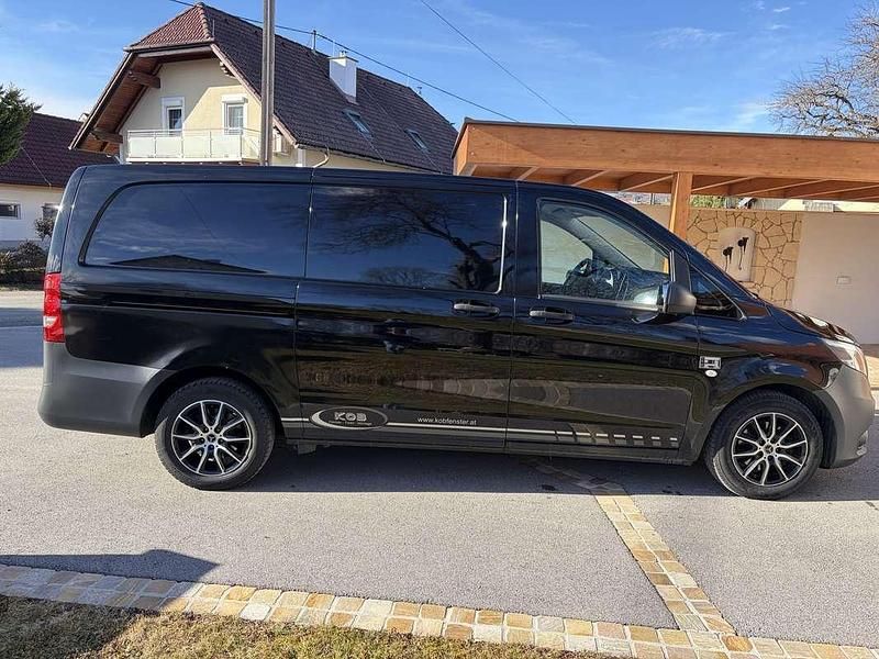 Gebraucht Mercedes Vito 116 PS (85 kW) 2017 Schwarz Van