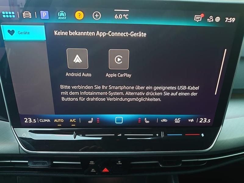 Neu VW Golf VIII 115 PS (84 kW) 2026 Weiss  normal