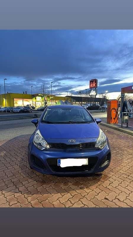 Gebraucht Kia Rio Active 75 PS (55 kW) 2012 Limousine