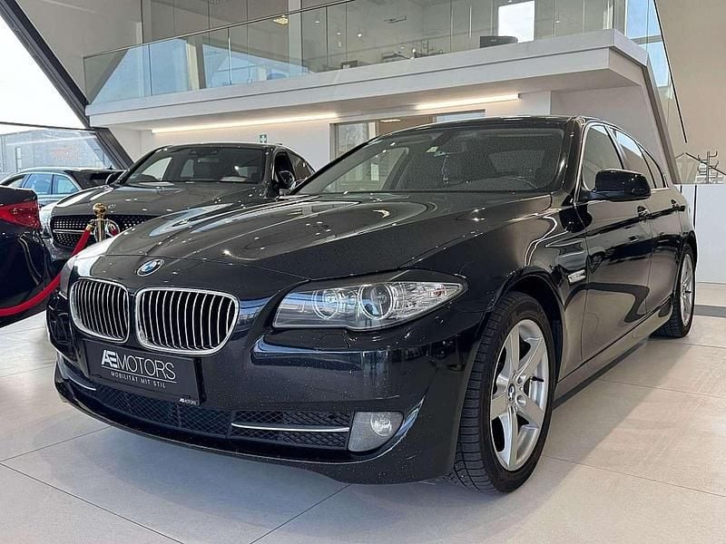 Gebraucht BMW 523 204 PS (150 kW) 2010 Schwarz Limousine