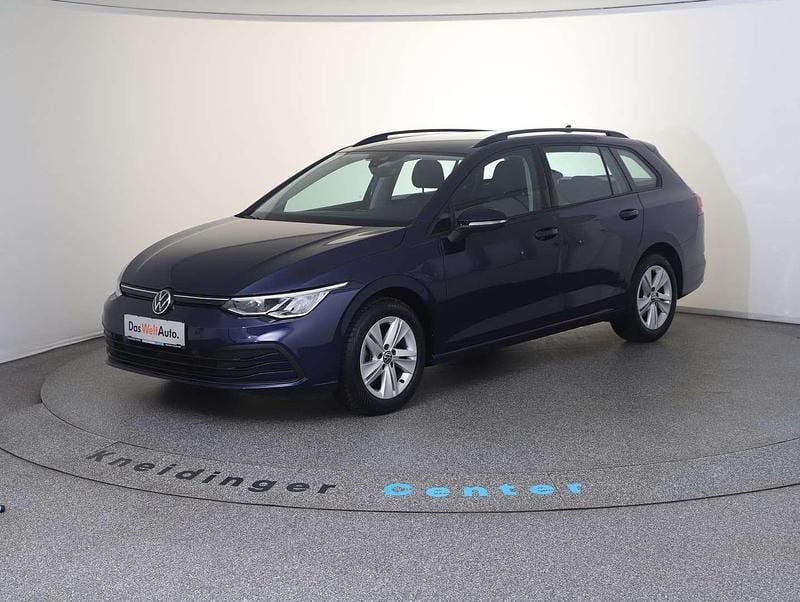 Gebraucht VW Golf VIII Life 150 PS (110 kW) 2023 Blau Kombi