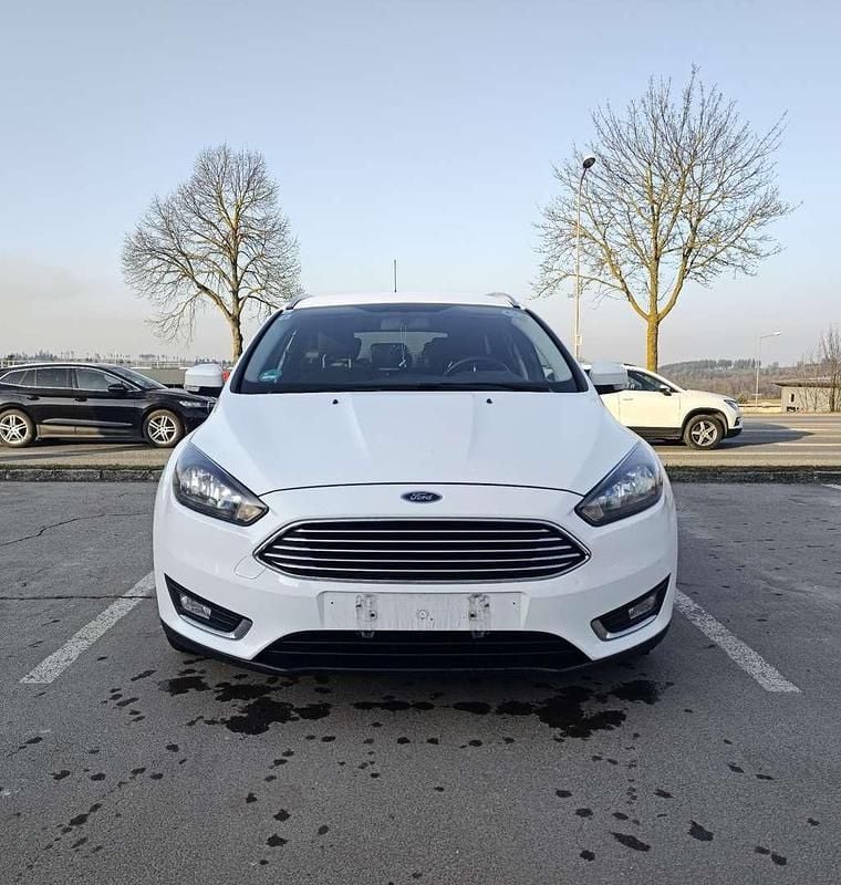 Gebraucht Ford Focus Titanium 150 PS (110 kW) 2018 Weiß Kombi