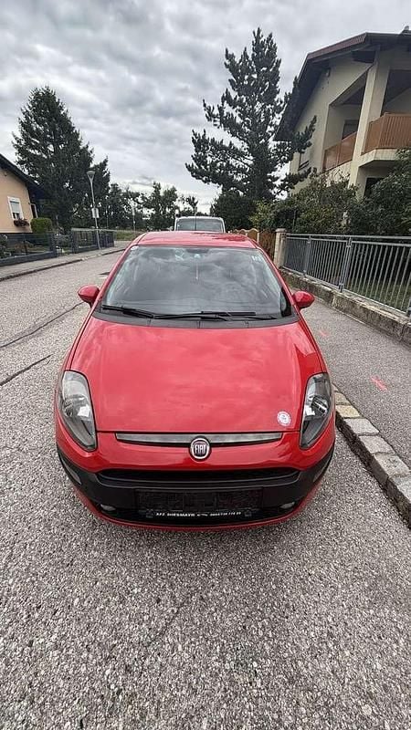 Gebraucht 2010 Fiat Linea Limousine | € 3.800 - Bild 1/4