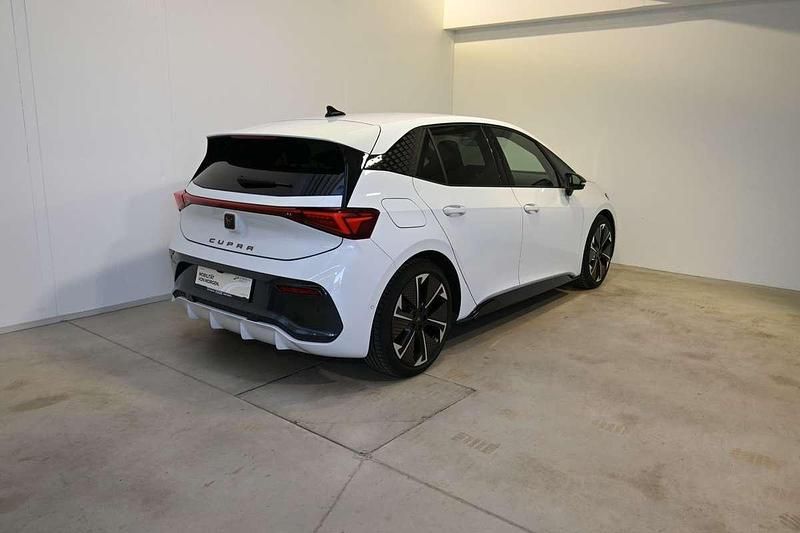 Gebraucht Cupra Born e-Boost 169 kW (231 PS) 2024 Weiß Kleinwagen
