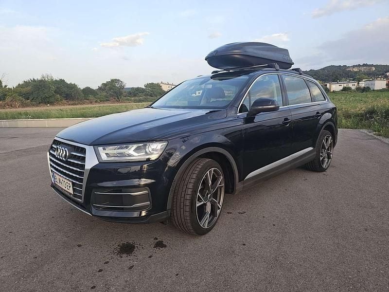 Blau Gebraucht 2015 Audi Q7 SUV | € 30.999 (Fairer Preis) - Bild 1/4