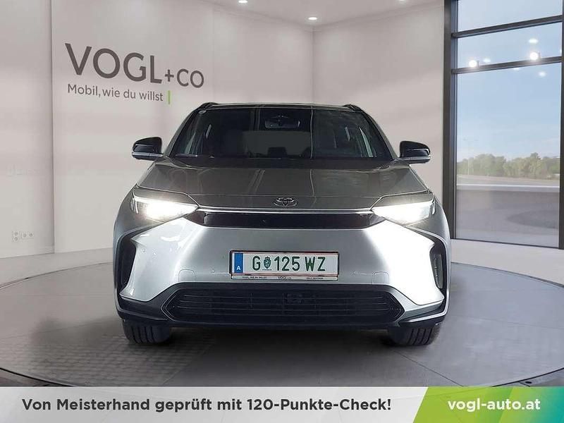 Gebraucht Toyota bZ4X 72 kW (99 PS) 2023 Silber SUV