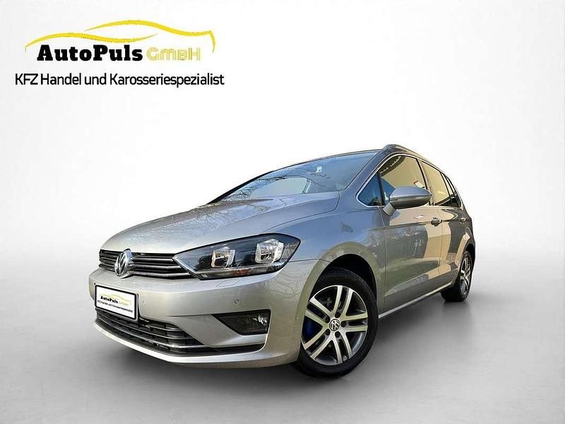 Grau Gebraucht 2016 VW Golf Highline Limousine | € 11.487 (Guter Preis) - Bild 1/4