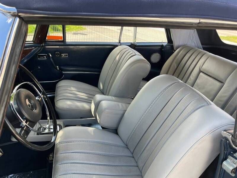 Gebraucht Mercedes 280 SE 200 PS (147 kW) 1970 Blau Cabrio
