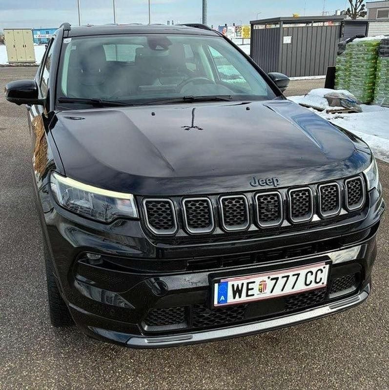 Schwarz Gebraucht 2022 Jeep Compass SUV | € 22.390 (Superpreis) - Bild 1/2