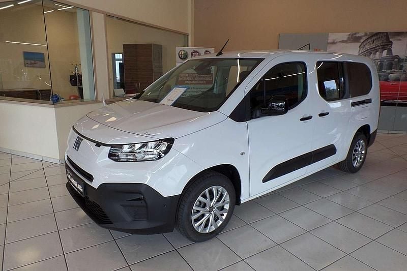 Weiß Neu 2025 Fiat Doblò S Van / Kleinbus | € 29.990 (Guter Preis) - Bild 1/4