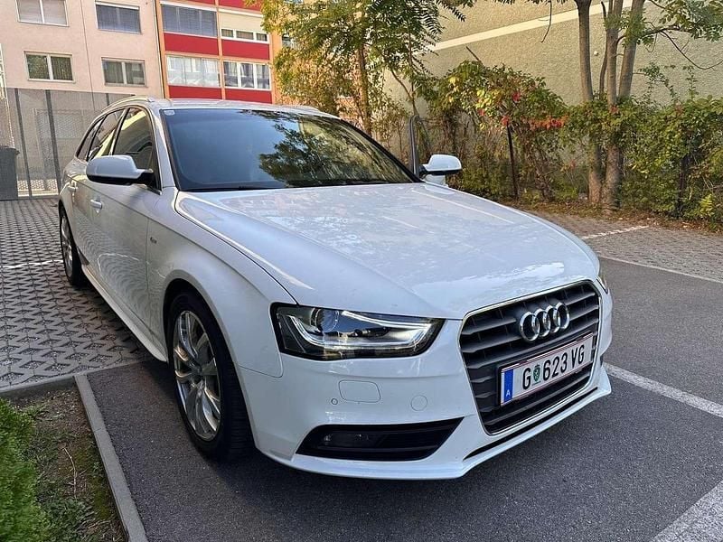 Weiß Gebraucht 2013 Audi A4 S-Line Kombi | € 8.200 (Fairer Preis) - Bild 1/4