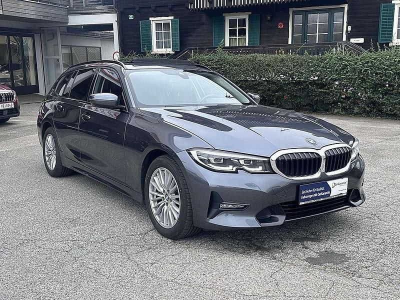 Gebraucht BMW 320 Sport Line 190 PS (139 kW) 2020 Grau Kombi
