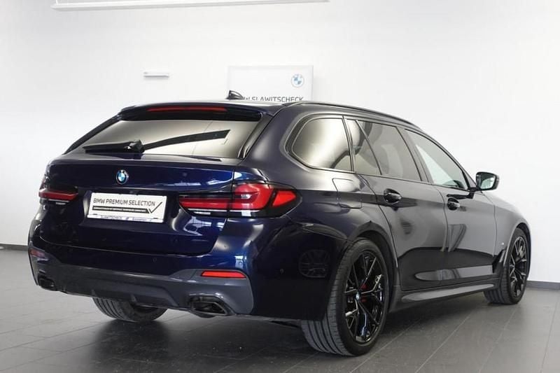 Gebraucht BMW 540 Efficient Dynamics 340 PS (250 kW) 2022 Blau Kombi