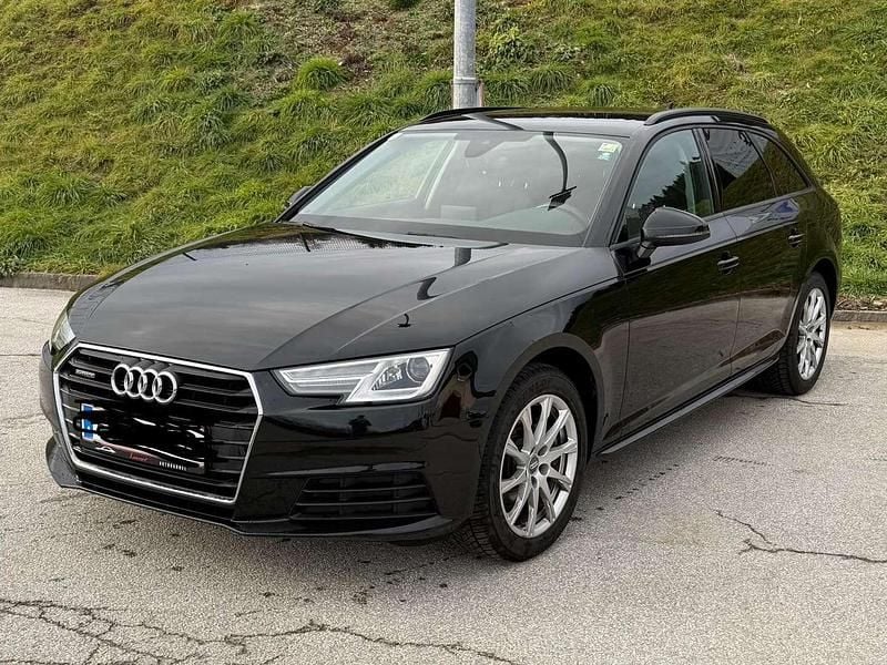 Schwarz Gebraucht 2018 Audi A4 Kombi | € 19.990 (Fairer Preis) - Bild 1/4