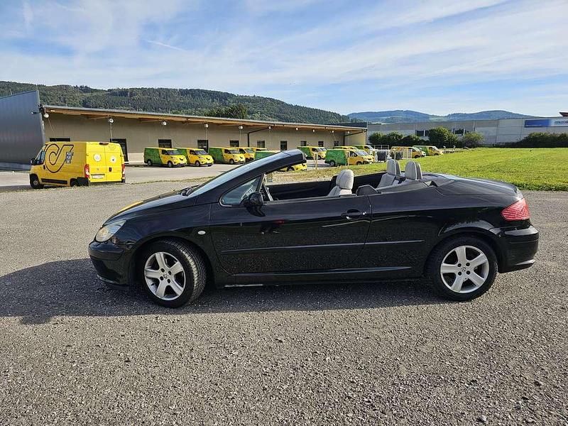 Gebraucht Peugeot 307 CC 109 PS (80 kW) 2005 Schwarz Cabrio