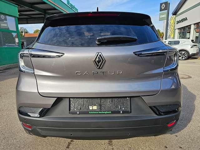 Neu Renault Captur Techno 140 PS (102 kW) 2025 Grau SUV
