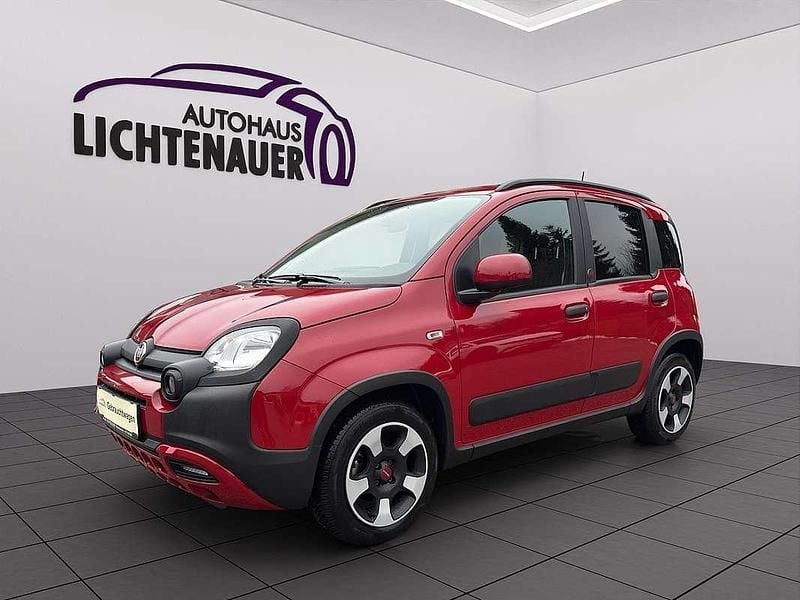 Rot Gebraucht 2023 Fiat Panda Red Limousine | € 10.900 (Guter Preis) - Bild 1/4