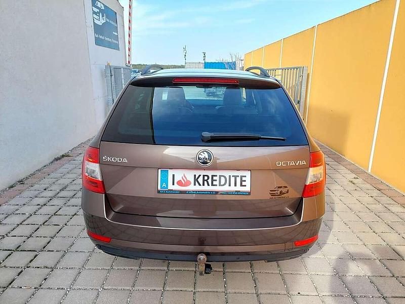 Gebraucht Skoda Octavia Style 116 PS (85 kW) 2018 Braun Kombi