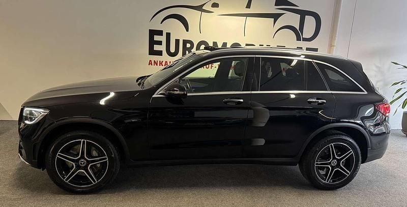 Gebraucht Mercedes GLC300e AMG line 211 PS (155 kW) 2020 SUV