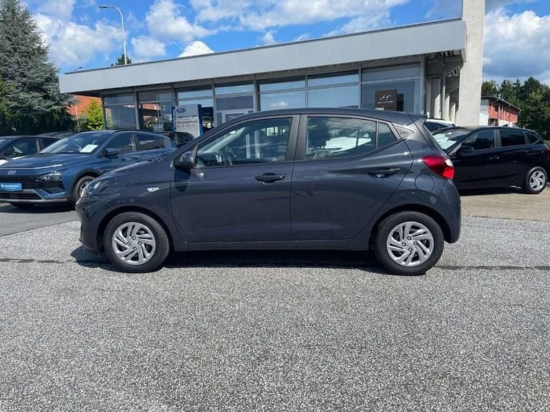 Gebraucht Hyundai i10 GO! 63 PS (46 kW) 2025 Grau Kleinwagen
