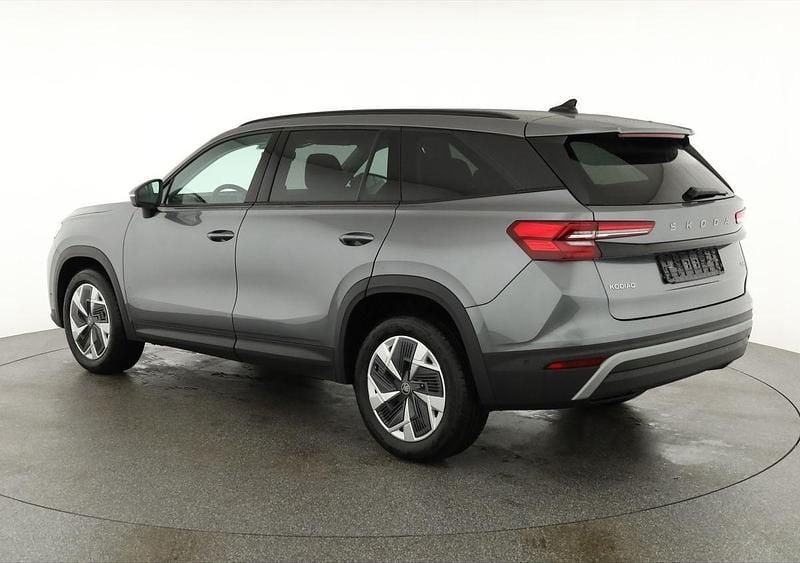 Neu Skoda Kodiaq Selection 193 PS (141 kW) 2025 Grau SUV