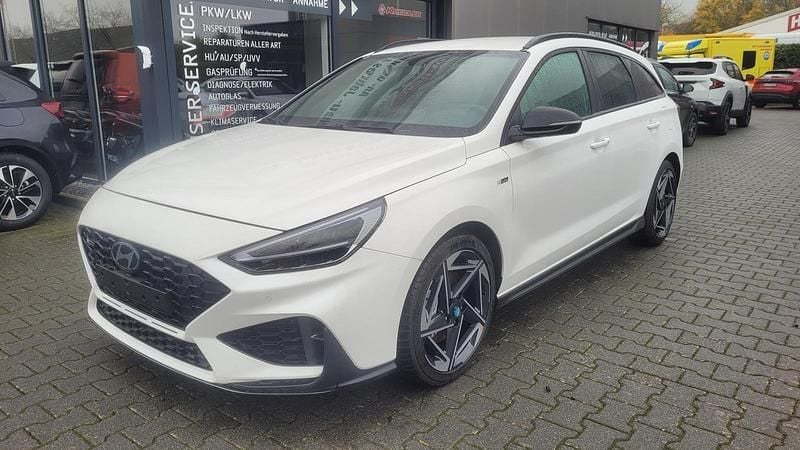 Neu Hyundai i30 N Line 140 PS (102 kW) 2025 Weiß Kombi