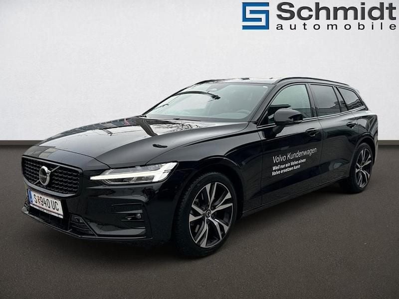 Gebraucht Volvo V60 Plus 197 PS (144 kW) 2025 Schwarz Kombi