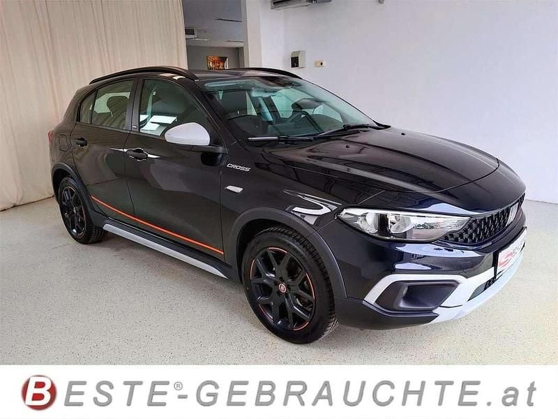 Gebraucht Fiat Tipo Cross 101 PS (74 kW) 2023 Schwarz Limousine