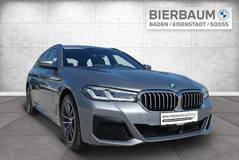 Gebraucht BMW 530e Efficient Dynamics 184 PS (135 kW) 2022 Grau Kombi