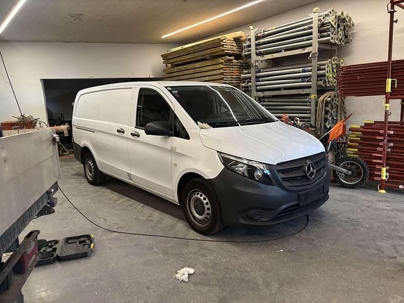 Gebraucht Mercedes Vito 136 PS (100 kW) 2020 Van