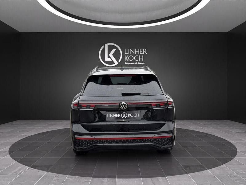 Neu VW Tiguan Sport 193 PS (141 kW) 2025 Schwarz SUV