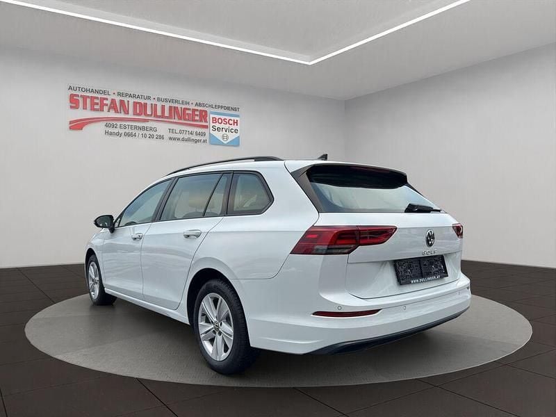 Gebraucht VW Golf VIII Life 116 PS (85 kW) 2022 Kombi