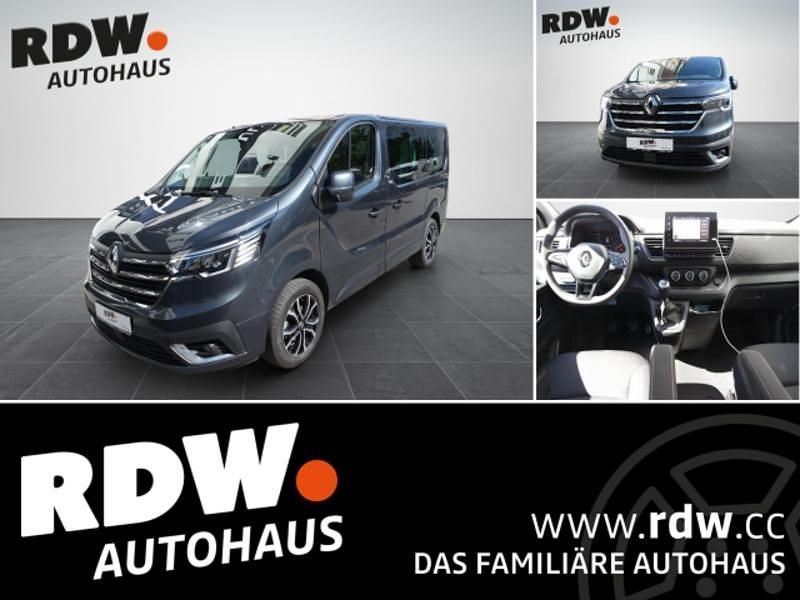 Gebraucht Renault Trafic 150 PS (110 kW) 2022 Grau Van / Kleinbus