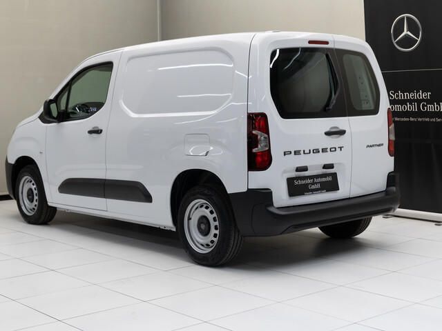 Gebraucht Peugeot Partner 102 PS (75 kW) 2024 Weiß Van / Kleinbus