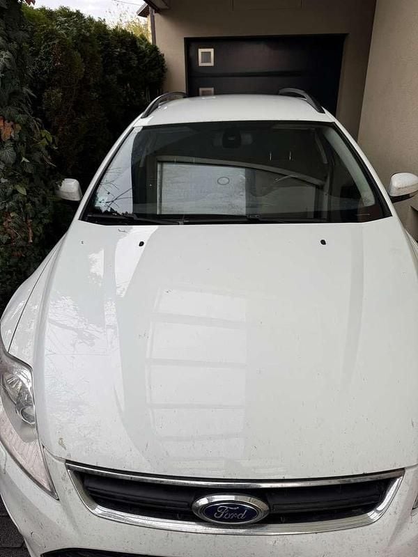 Gebraucht Ford Mondeo Business Edition 116 PS (85 kW) 2011 Weiß Kombi