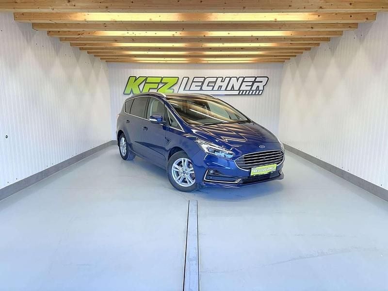 Blau Gebraucht 2022 Ford S-MAX Titanium Van / Kleinbus | € 22.950 (Fairer Preis) - Bild 1/3