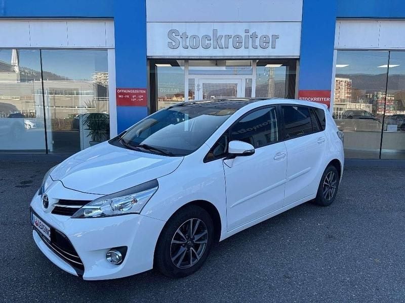 Weiß Gebraucht 2013 Toyota Verso Active Van / Kleinbus | € 9.890 (Guter Preis) - Bild 1/4