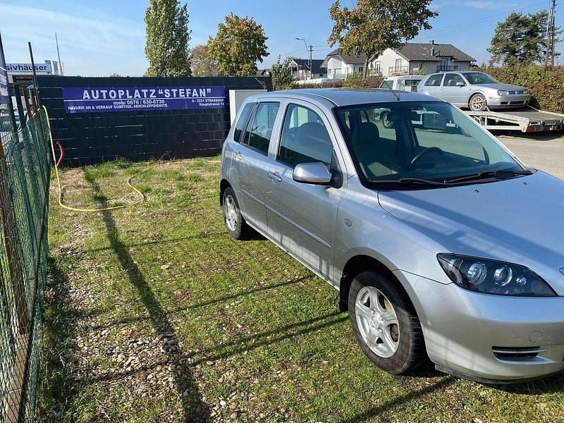 Gebraucht Mazda 2 Comfort 75 PS (55 kW) 2007 Grau Van / Kleinbus