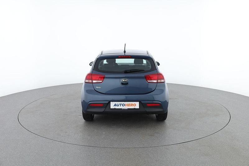 Gebraucht Kia Rio 84 PS (61 kW) 2019 Blau Limousine