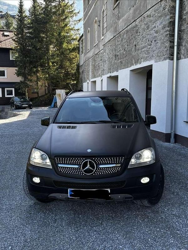 Gebraucht Mercedes ML280 190 PS (139 kW) 2005 Schwarz SUV