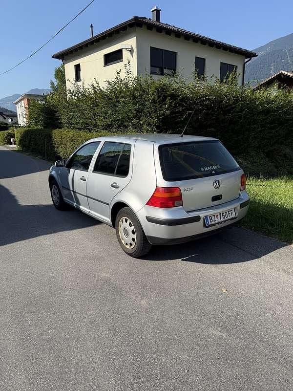 Gebraucht VW Golf IV 75 PS (55 kW) 2000 Limousine