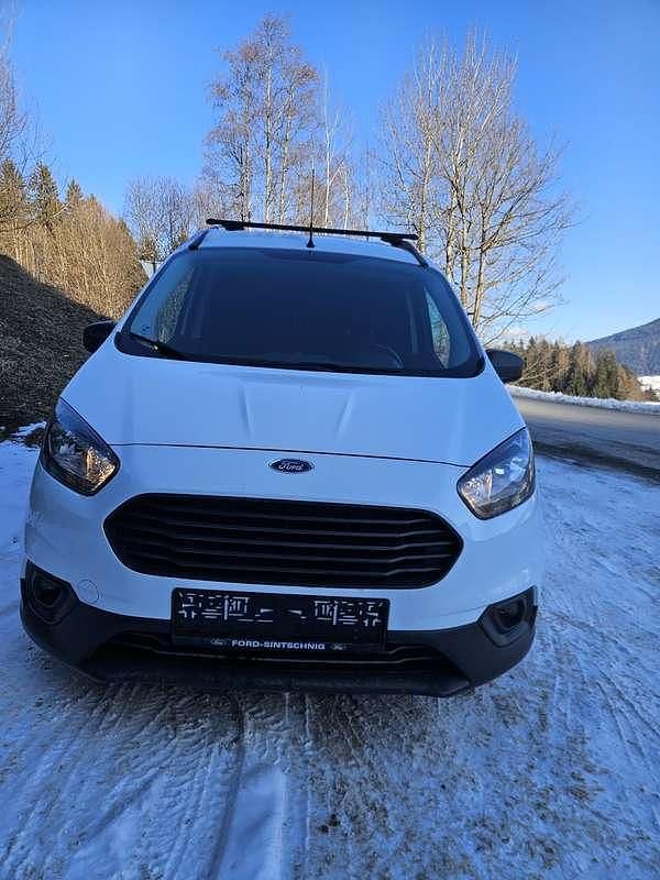 Gebraucht Ford Transit Trend 75 PS (55 kW) 2021 Weiß Van