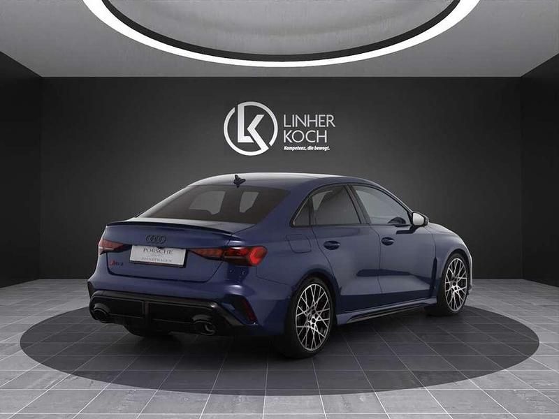 Gebraucht Audi RS3 Sport 400 PS (294 kW) 2025 Blau Limousine
