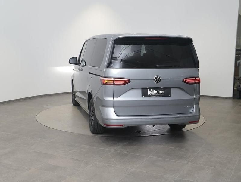 Neu VW Multivan Business 245 PS (180 kW) 2025 Silber  metallic Van