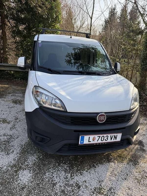 Gebraucht Fiat Doblò 95 PS (69 kW) 2017 Van / Kleinbus