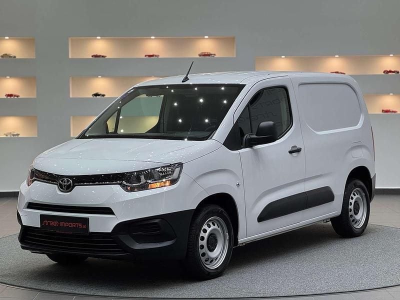 Weiß Gebraucht 2023 Toyota Proace City City Van / Kleinbus | € 17.500 - Bild 1/4
